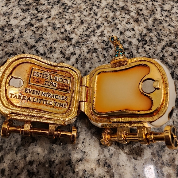 Estée Lauder Compact Solid Perfumes (BUNDLE SET x 3 pcs.) - Picture 14 of 15